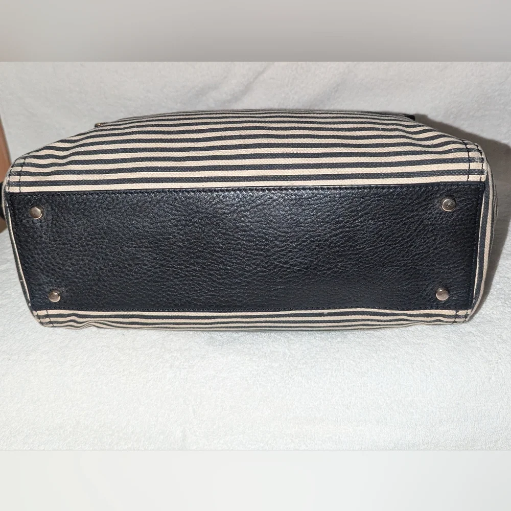 Kate Spade Cobble Hill New York Black and Tan  Shoulder Bag with Nautical Flair